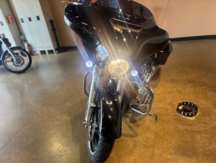 2019 Harley Davidson Street Glide®FLHX