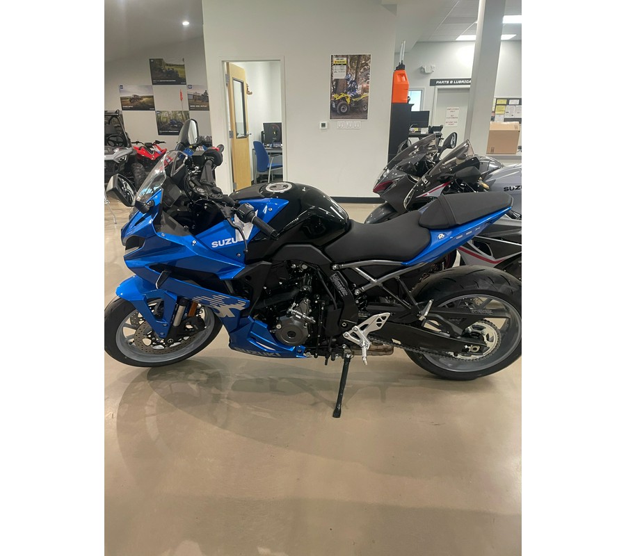 2024 Suzuki GSX-8R