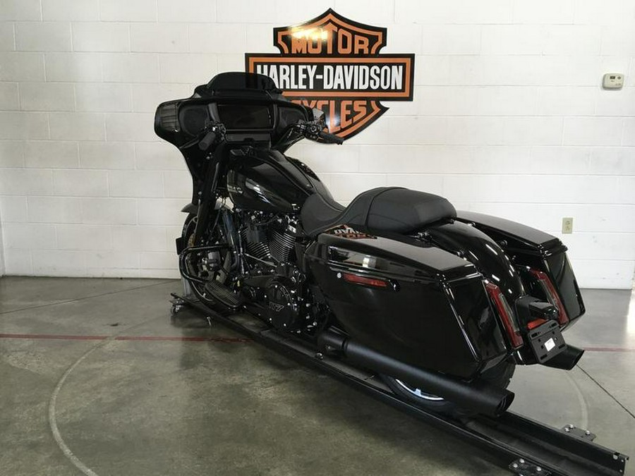 2024 Harley-Davidson® FLHX - Street Glide®