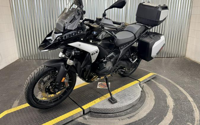 2025 BMW R 1300 GS + Vario Luggage