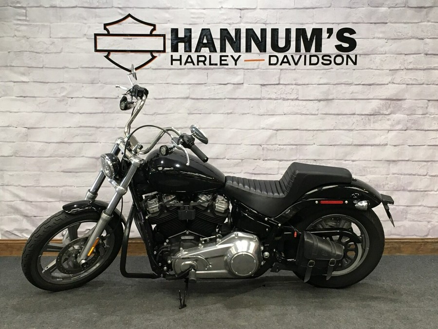 2022 Harley-Davidson® Softail Standard® Vivid Black FXST