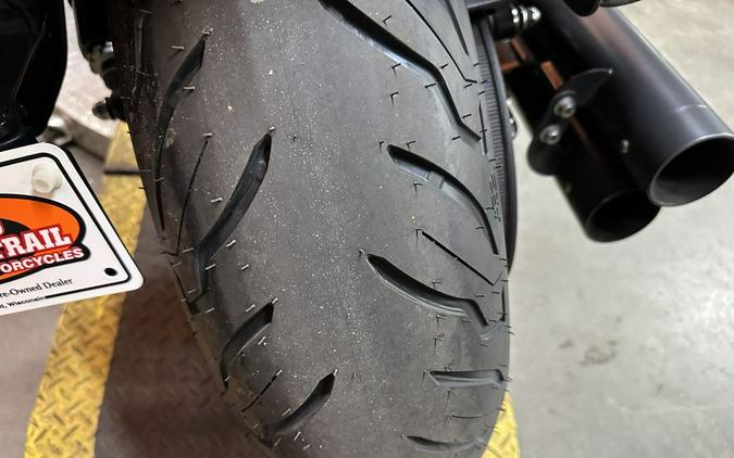 2023 Indian Motorcycle® Chief® Bobber Dark Horse® Silver Quartz Smoke