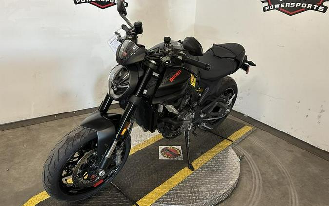 2022 Ducati Monster Dark Stealth