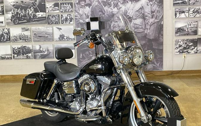 2012 Harley-Davidson Dyna Glide FLD - Dyna Switchback