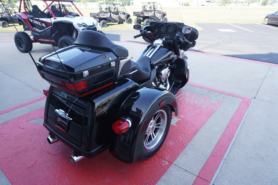 2011 Harley-Davidson® TRI GLIDE ULTRA CLAS