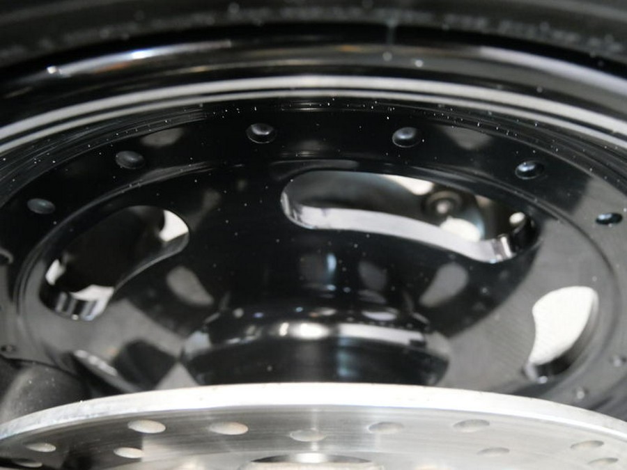 2015 Harley-Davidson® FXDF - Dyna® Fat Bob®