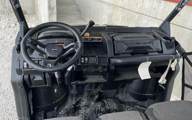 2025 Can-Am® Defender MAX XT HD10