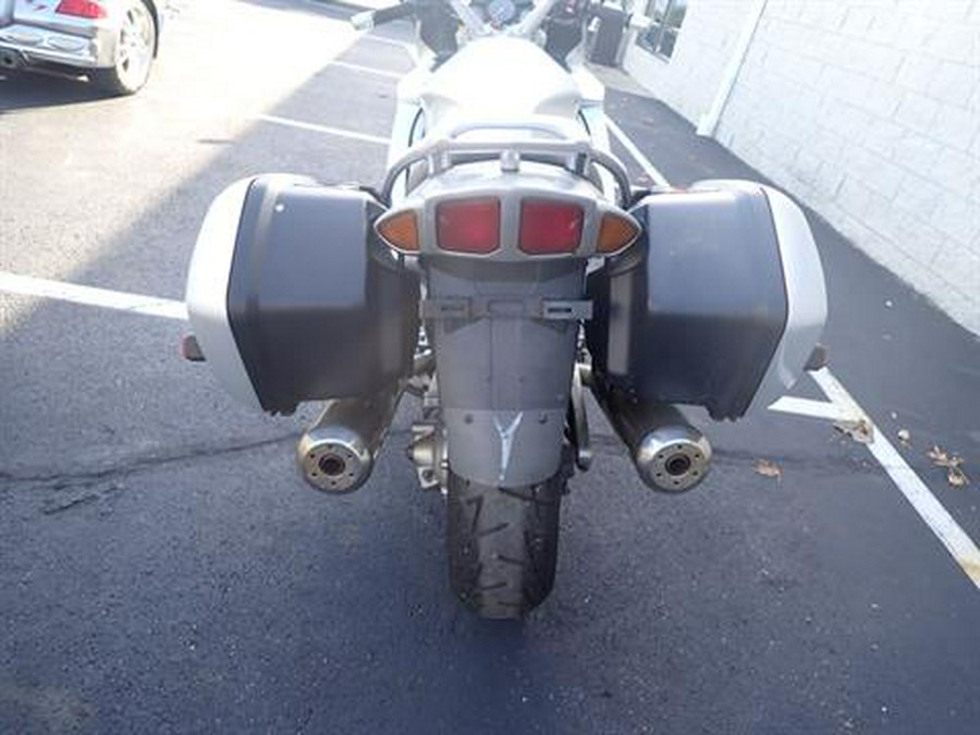 2003 Yamaha FJR1300 (2004)