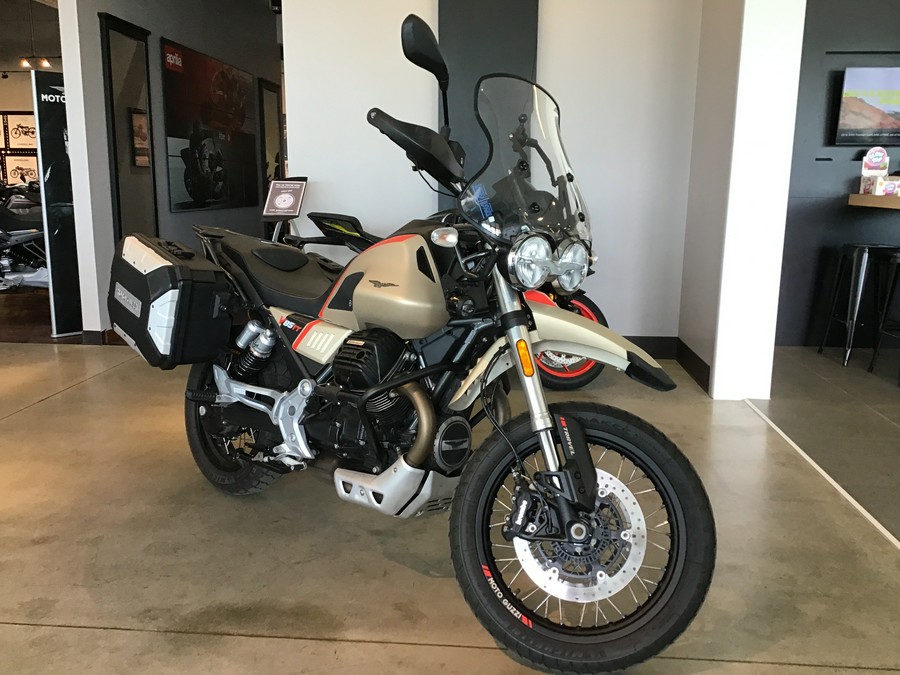 2020 Moto Guzzi V85 TT Travel