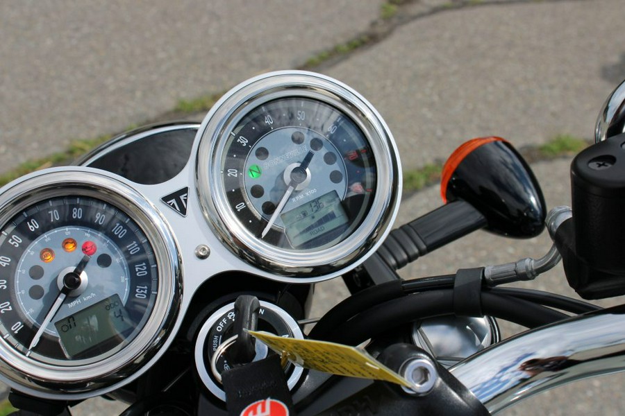2026 TRIUMPH BONNEVILLE T100