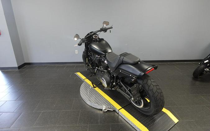 2018 Harley-Davidson Fat Bob 114 Black Denim