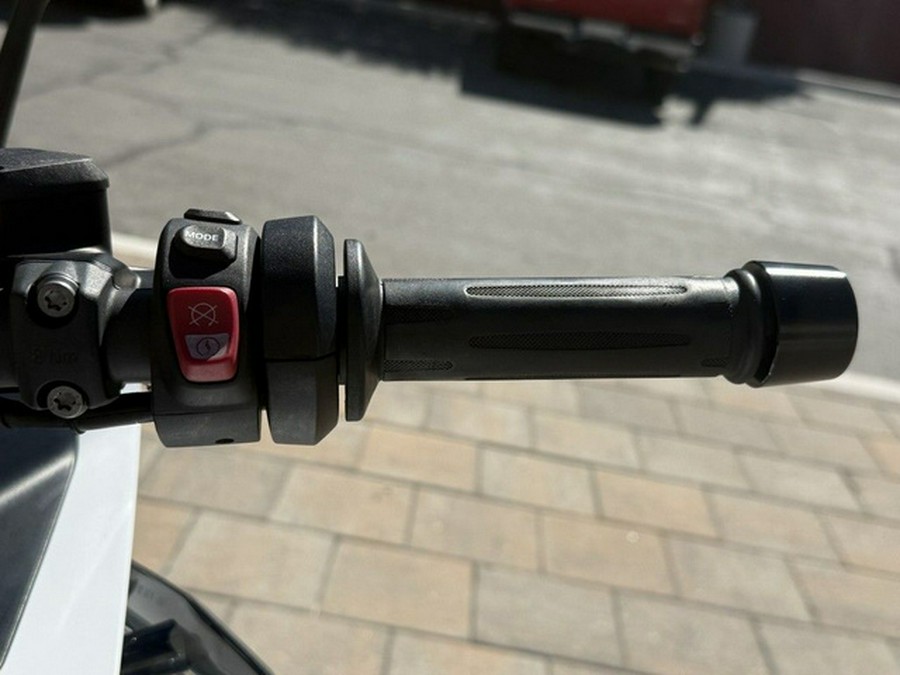 2022 BMW R 1250 RS Light White