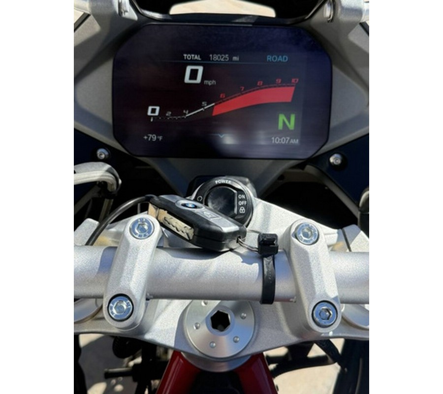 2022 BMW R 1250 RS Light White