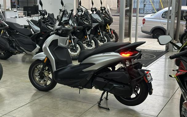2022 Piaggio BV400