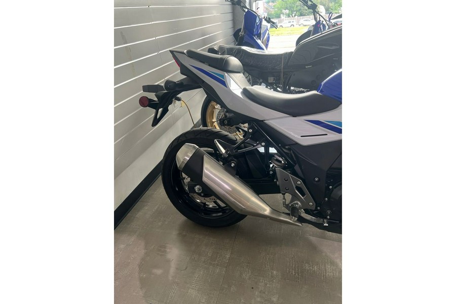 2019 Suzuki GSX250RZ