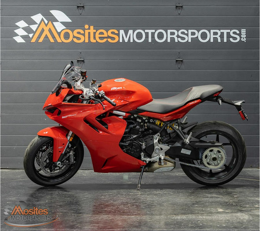 2024 Ducati Supersport 950 Red