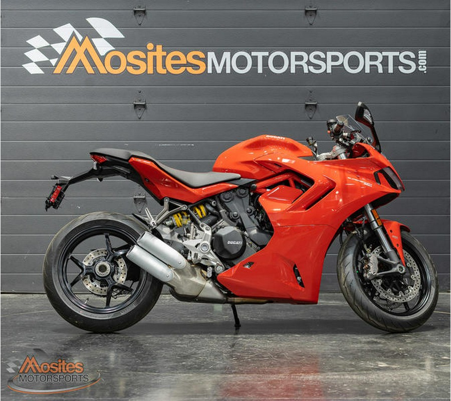 2024 Ducati Supersport 950 Red