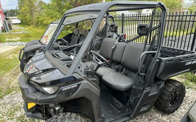 2024 Can-Am® Defender DPS HD9 Timeless Black