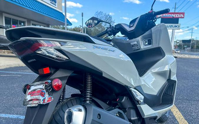 2025 Honda® PCX