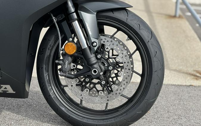2026 Honda CBR650R E-Clutch