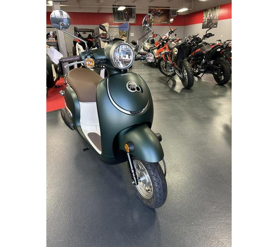 2024 Honda® Metropolitan