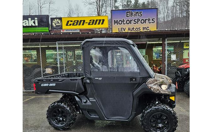 2024 Can-Am Defender DPS HD7