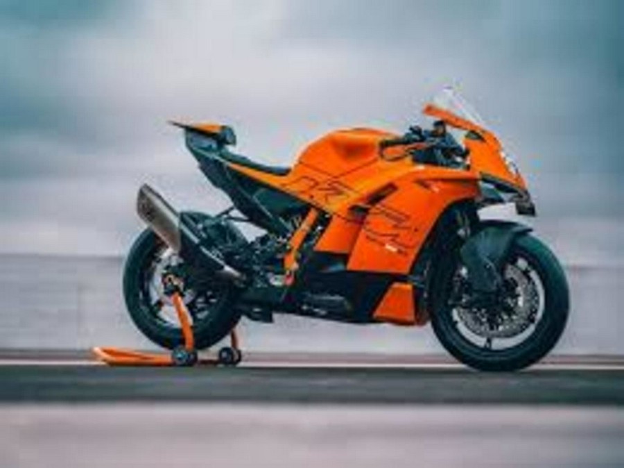 2026 KTM 990 RC R