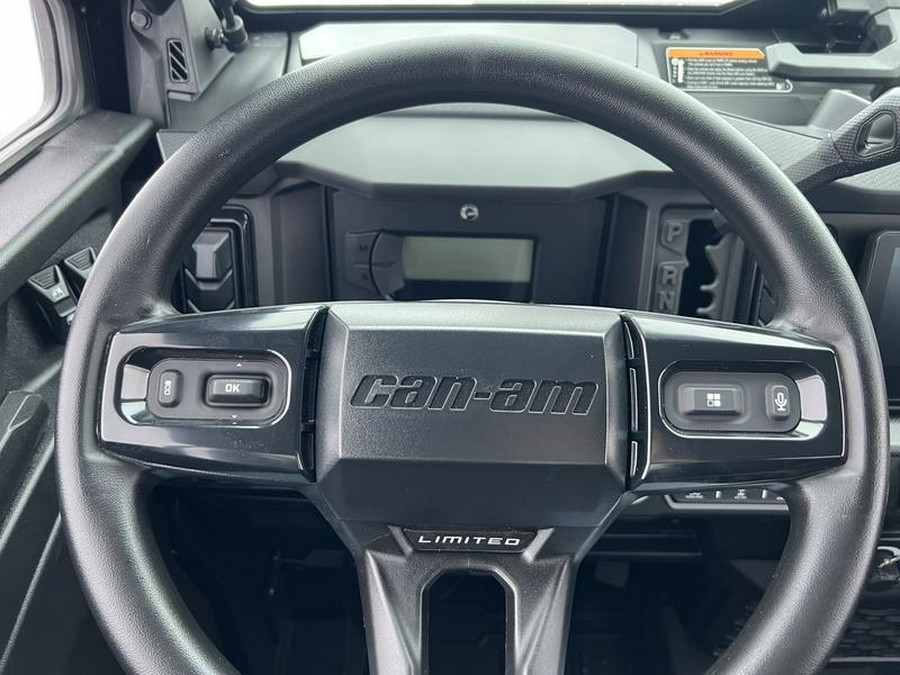 2026 Can-Am® Defender Limited HD11