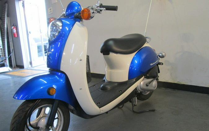 2009 Honda® Metropolitan