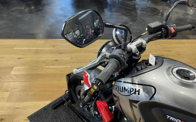 2022 Triumph Trident 660 Silver Ice Diablo Red