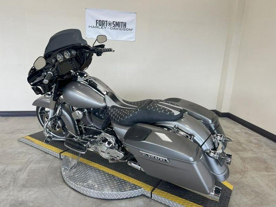 2014 Harley-Davidson® FLHXS - Street Glide® Special