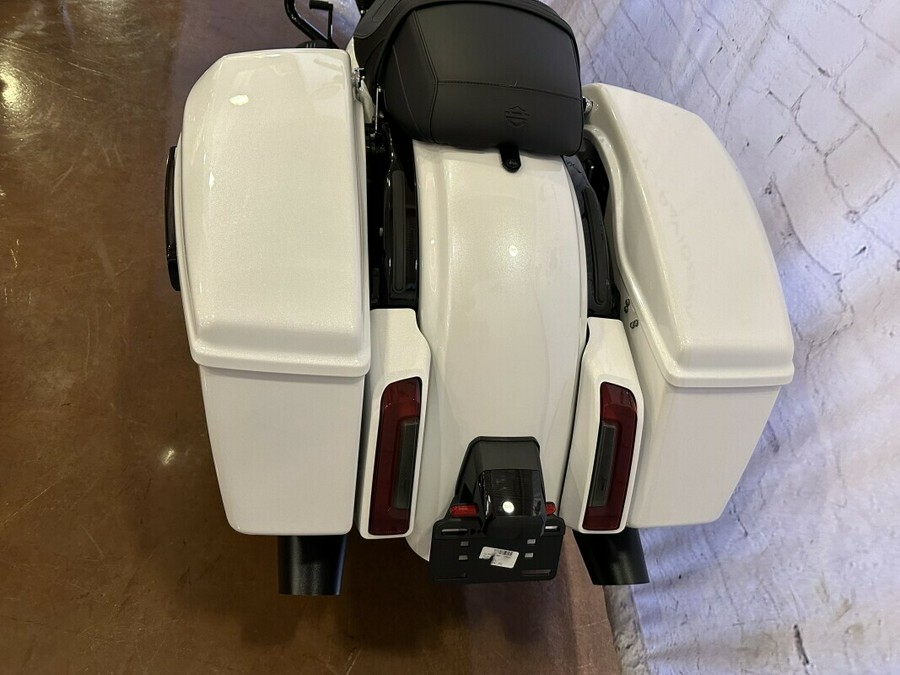 2024 Harley-Davidson Road Glide® FLTRX White Onyx Pearl