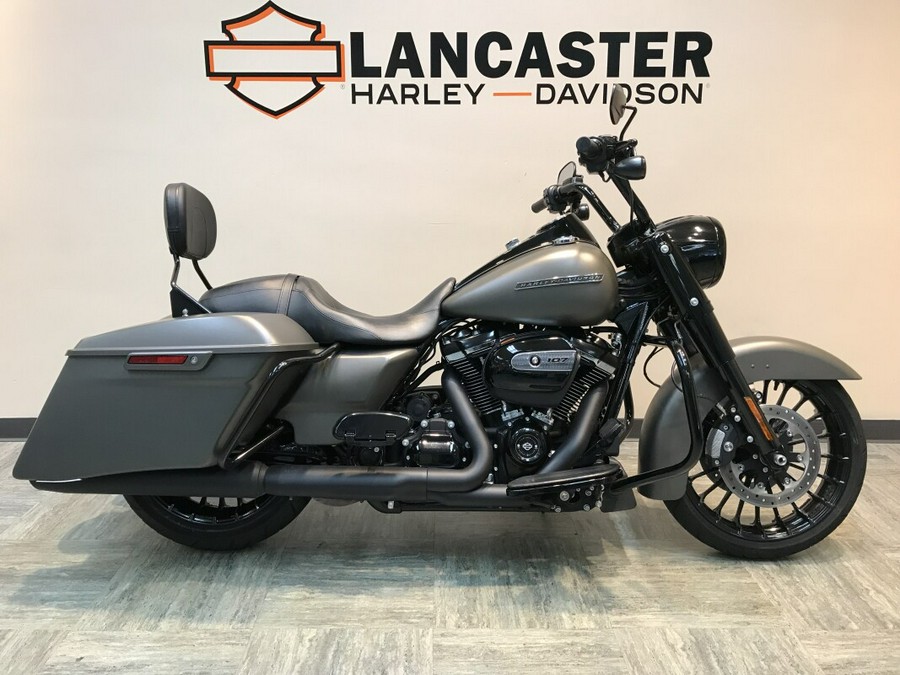 2018 Harley-Davidson Road King Special Industrial Gray Denim FLHRXS