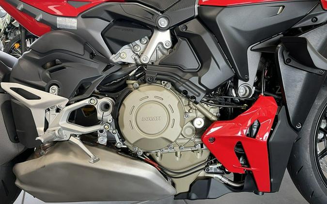 2025 Ducati Streetfighter V4 Ducati Red V4