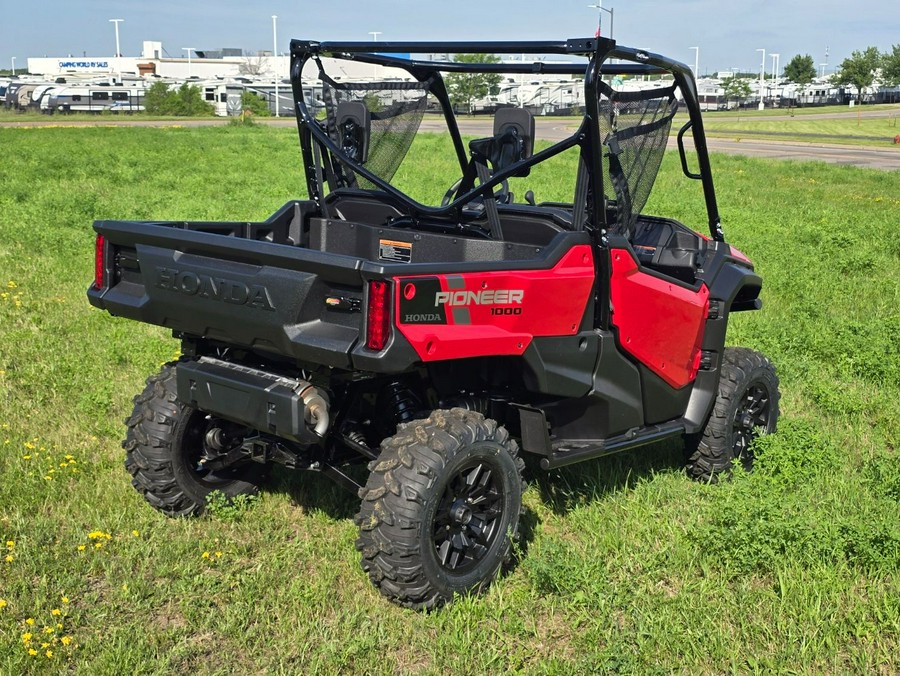 2025 Honda Pioneer 1000 Deluxe