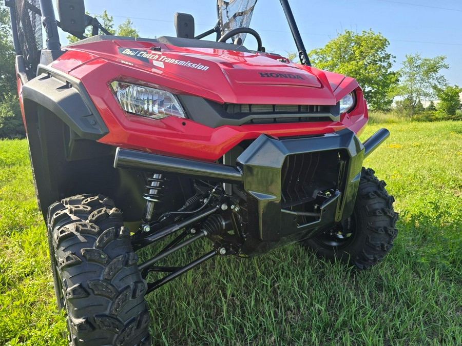 2025 Honda Pioneer 1000 Deluxe