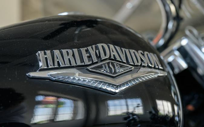 2015 Harley-Davidson Road King Classic Grand American Touring FLHR