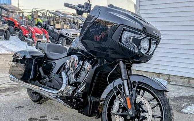 2024 Indian Motorcycle® Challenger® Black Metallic