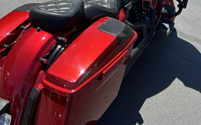 2018 Harley-Davidson® Road Glide® Special