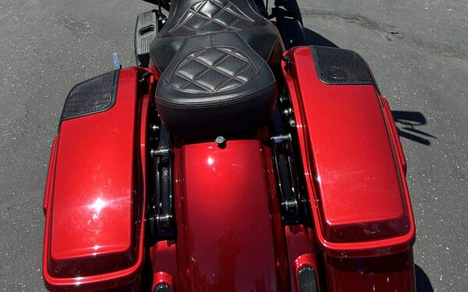 2018 Harley-Davidson® Road Glide® Special
