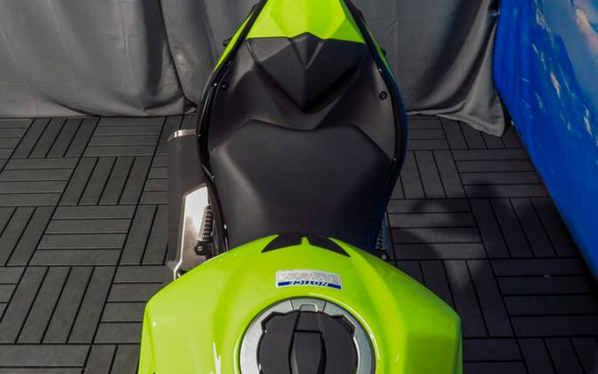 2026 Kawasaki Ninja 500 SE ABS ABS Metallic Yellowish GreenEbony