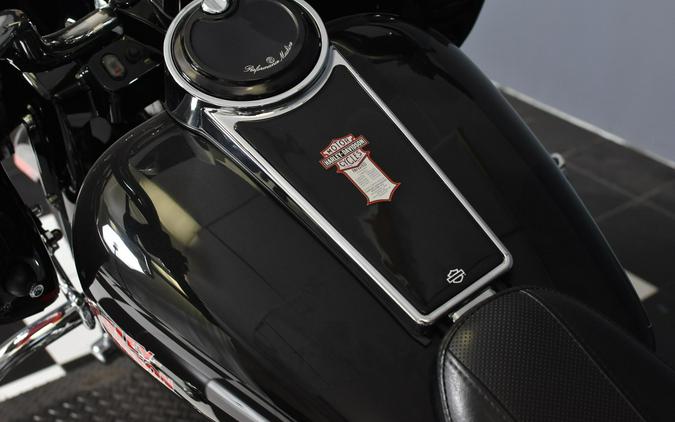 2006 Harley-Davidson Road Glide Black Cherry Pearl FLTRI