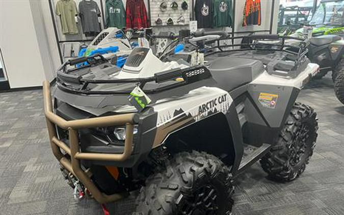 2023 Arctic Cat Alterra 600 Black Hills Edition