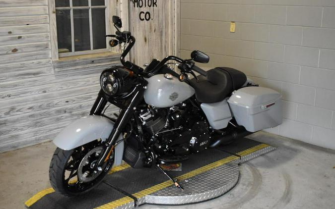 2024 Harley-Davidson® FLHRXS - Road King® Special