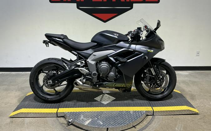 2025 Triumph Daytona 660 Review [10 Fast Facts From Spain]