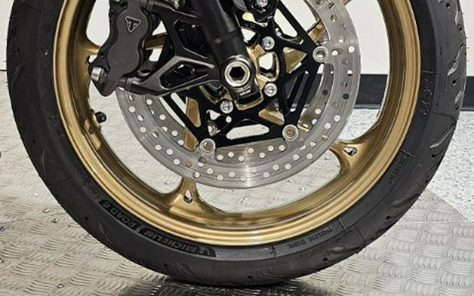 2026 Triumph Trident 800