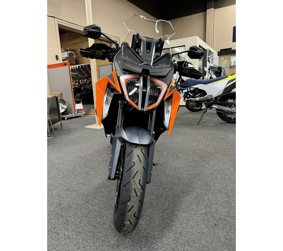 2024 KTM 1290 Super Duke GT