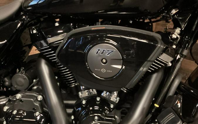 2024 Harley-Davidson Road Glide® Vivid Black FLTRX