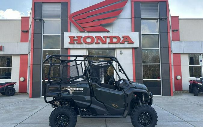 2024 Honda Pioneer 1000-5 Deluxe