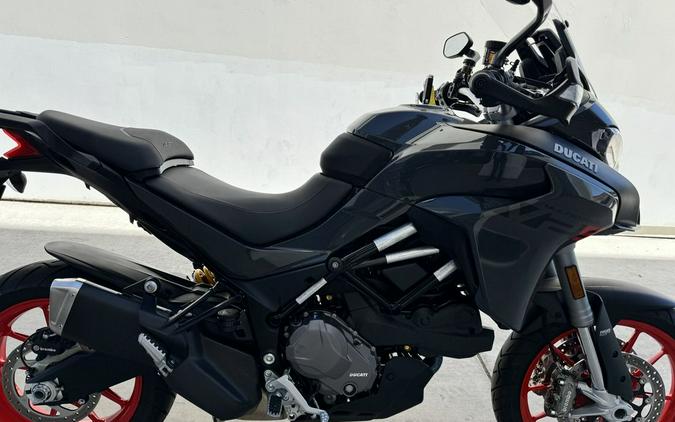 2022 Ducati Multistrada V2 S Street Grey